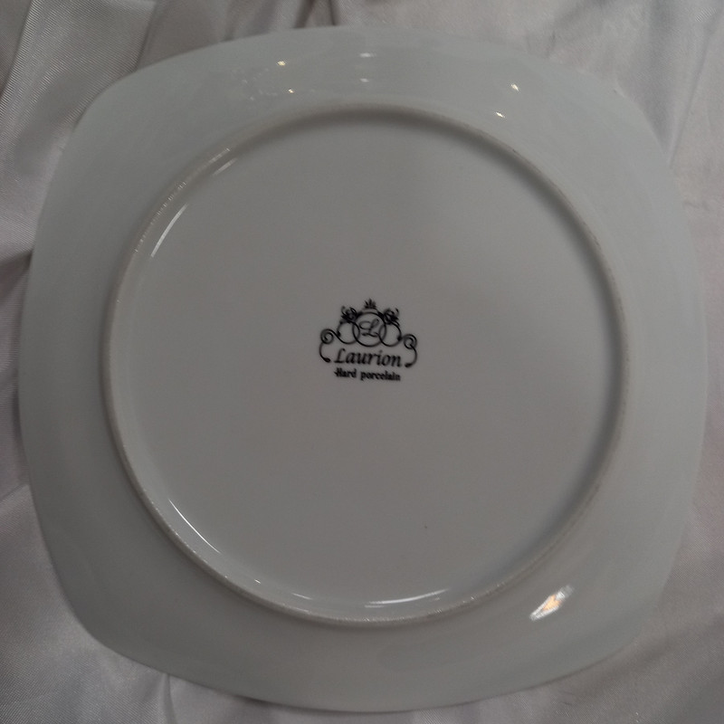 بشقاب غذاخوری لورین مدل تخت 27 ملورین بسته 6 عددی