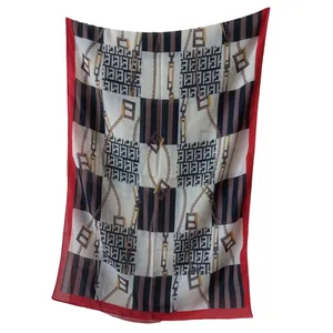 شال زنانه فندی مدل نخی زنجیره ای چهارخانه