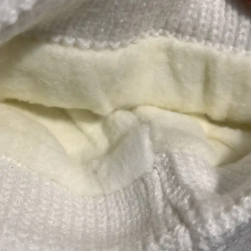 کلاه بافتنی بچگانه مدل پوم دار کد  WT35