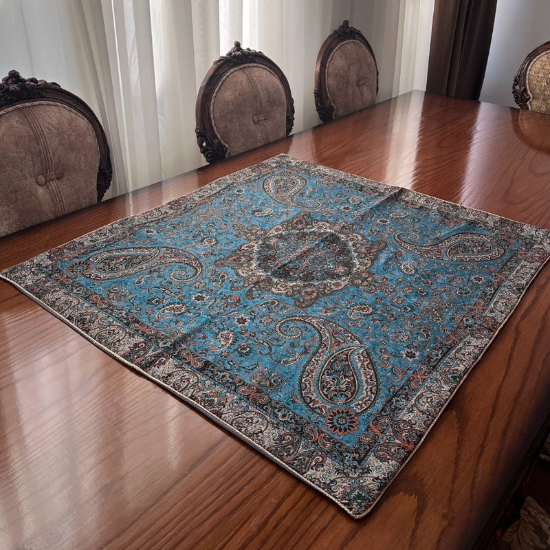 رومیزی  مدل مربع طرح اصفهان کهن ابعاد 80*80 سانتی متر