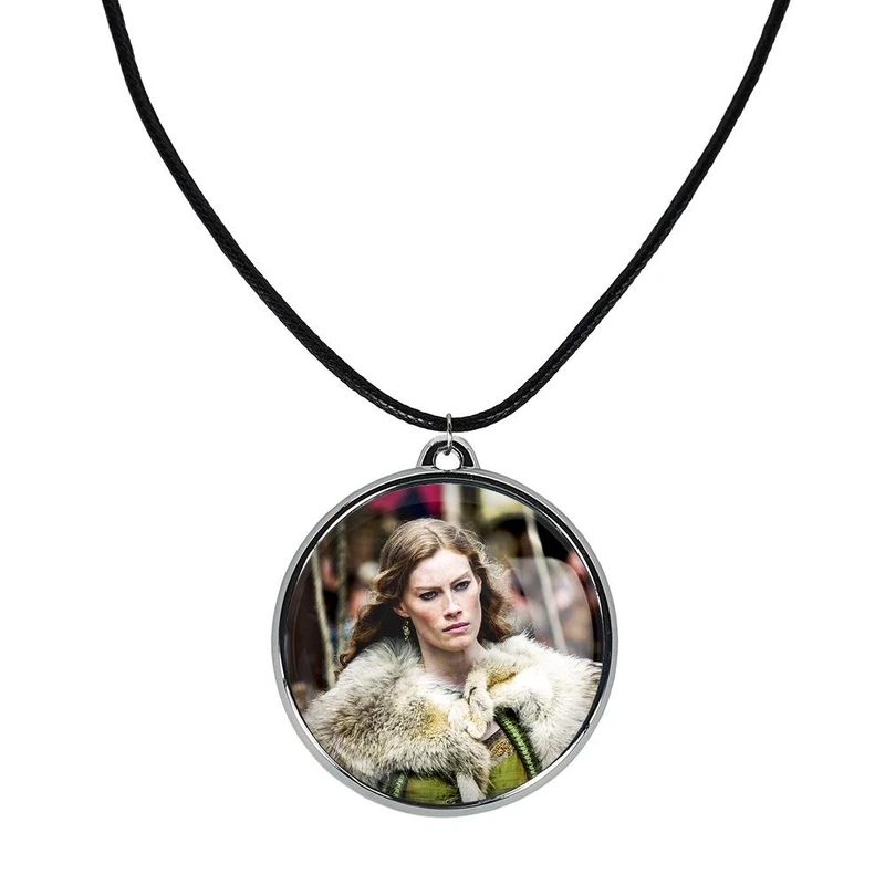 گردنبند خندالو مدل آسلاگ سریال وایکینگ ها Vikings کد 2910629107