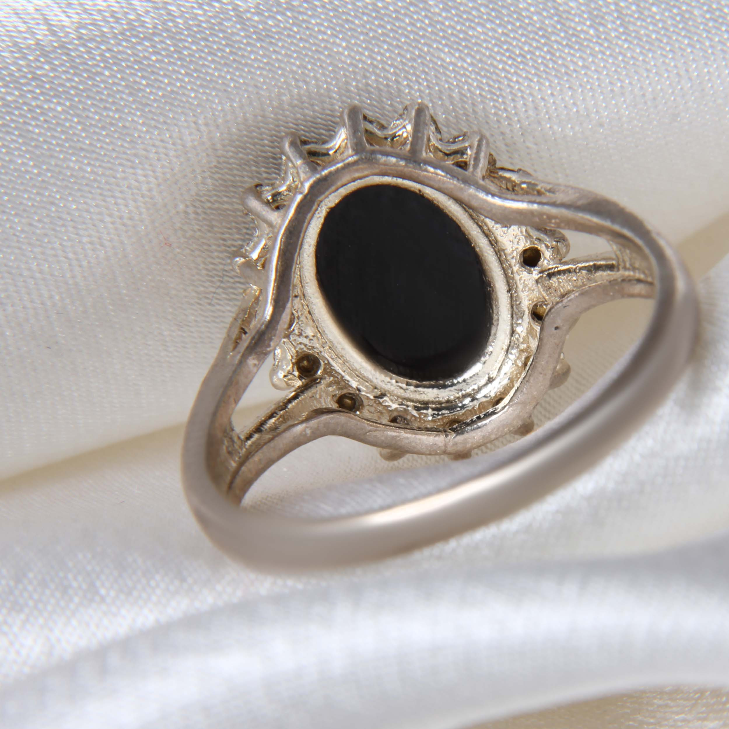 انگشتر نقره زنانه مدل سنگ عقیق کد AW_560