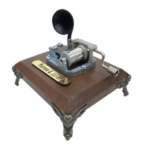 جعبه موزیکال مدل oldies