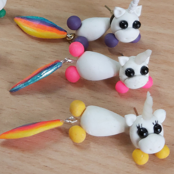 گوشواره زنانه طرح یونیکورن مدل UNC 02 گوشواره زنانه طرح یونیکورن مدل UNC 02