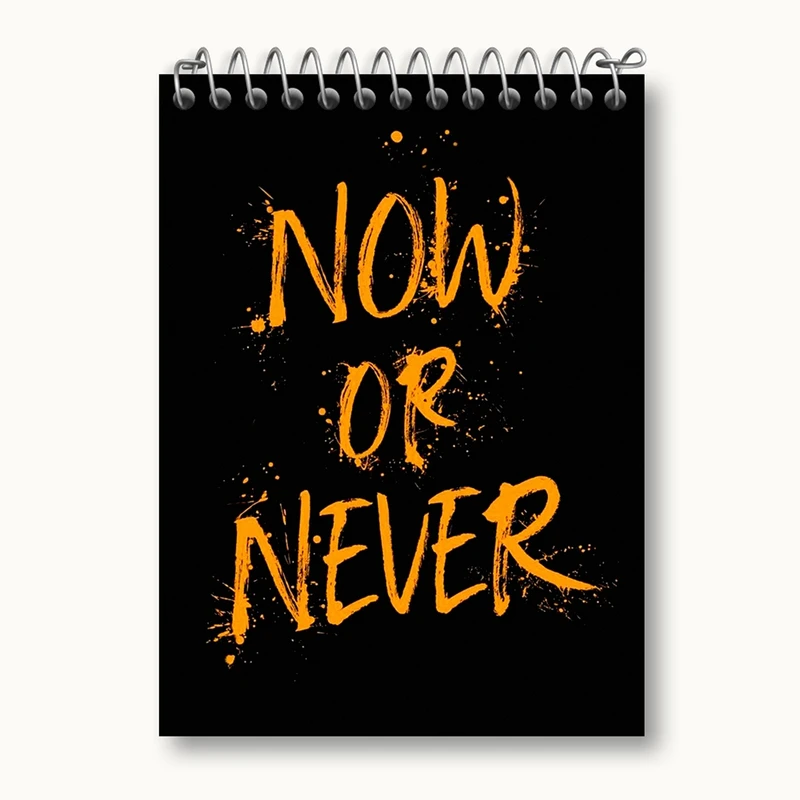 دفتر یادداشت 50 برگ خندالو مدل Now Or Never کد 2730