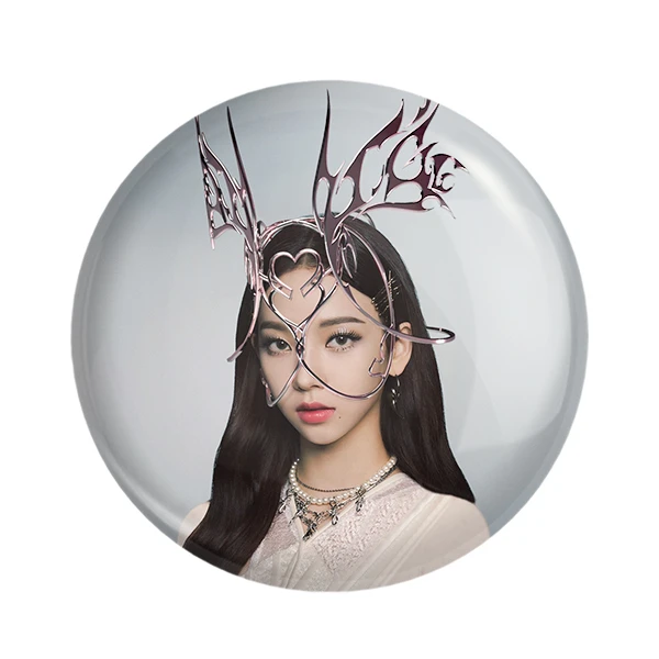 پیکسل خندالو مدل کارینا گروه آسپا Aespa کد 12478