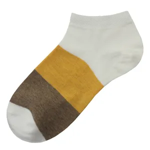 جوراب دیزر مدل راه راه کد fiory205