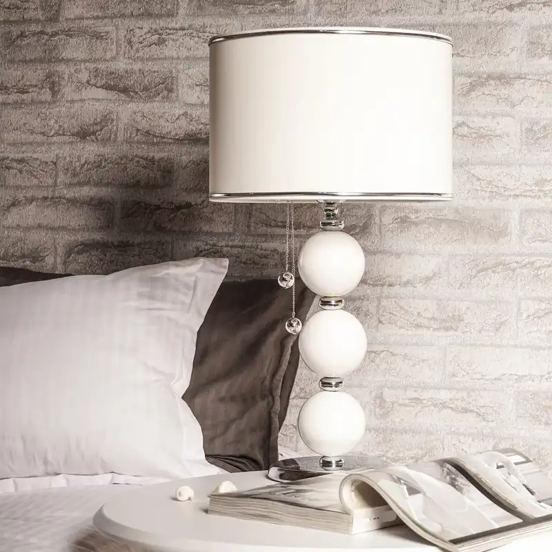 آباژور رومیزی مدل دایان سه گوی N001