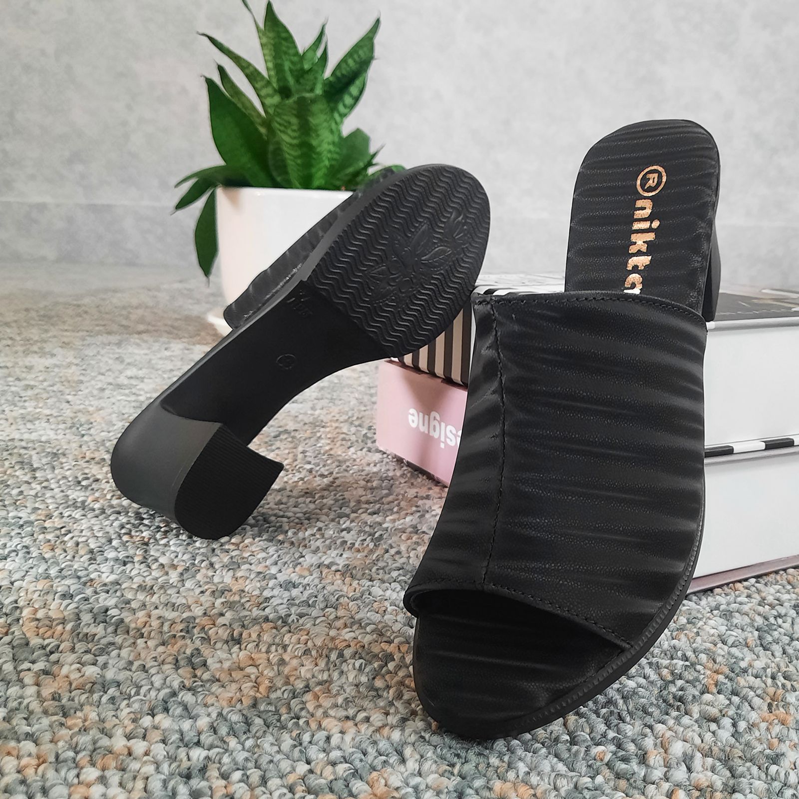 صندل زنانه نیکتا مدل BK.WH.2334 -  - 13