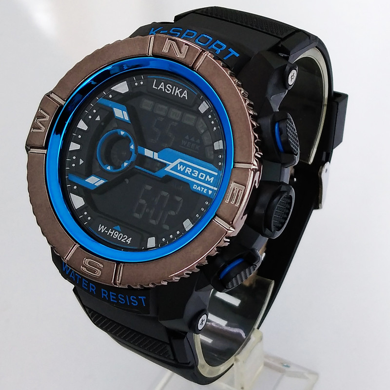 ساعت مچی دیجیتال مردانه مدل SPORT چراغدار کرنومتردار ضدآب کد 573 ساعت مچی دیجیتال مردانه مدل SPORT چراغدار کرنومتردار ضدآب کد 573