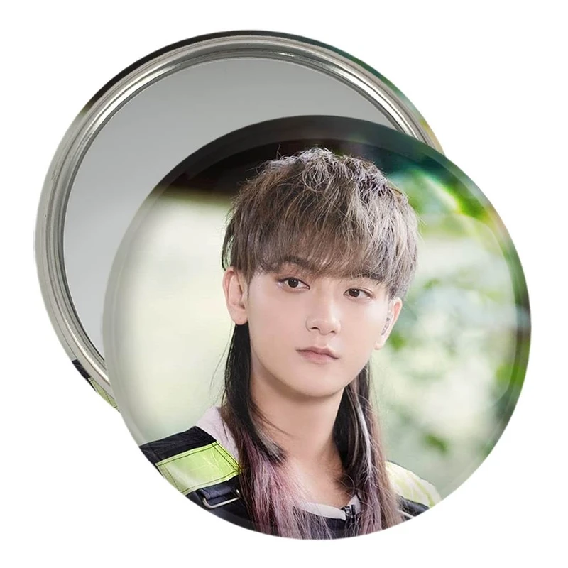 آینه جیبی خندالو مدل تائو گروه اکسو EXO  کد 13551