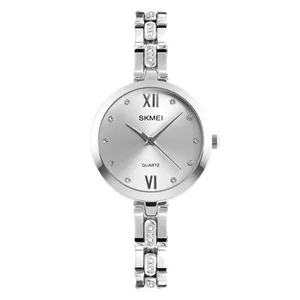 ساعت مچی عقربه ای زنانه اسکمی مدل 1225SLVR