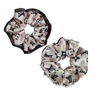 کش مو زنانه مدل اسکرانچي ساتن ابريشم مجموعه 2 عددي