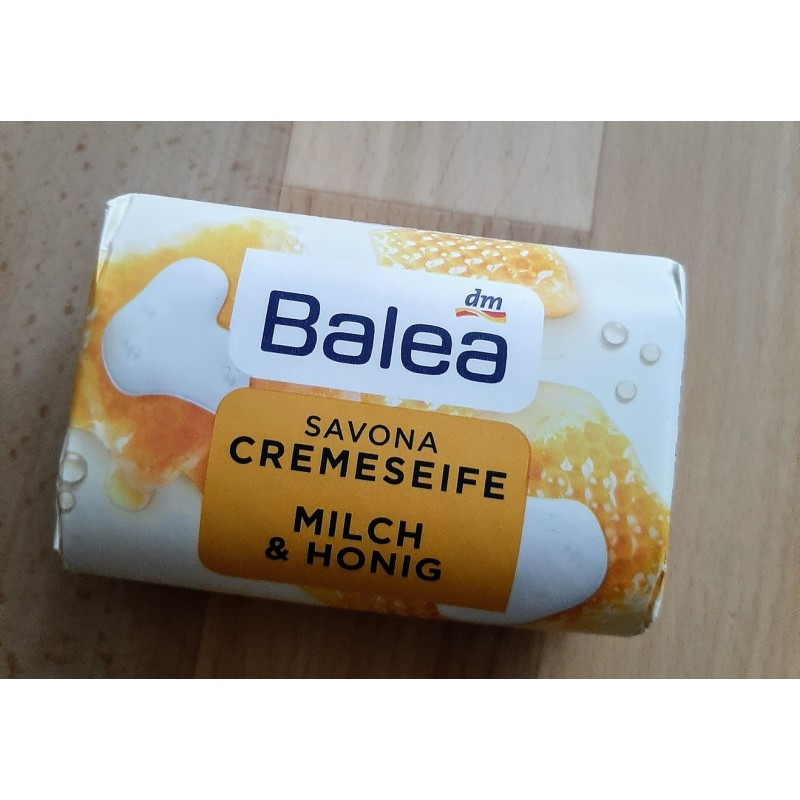 صابون شستشو باله آ مدل SAVONA CREMESIFE MILCH and HONIG وزن 150 گرم صابون شستشو باله آ مدل SAVONA CREMESIFE MILCH and HONIG وزن 150 گرم