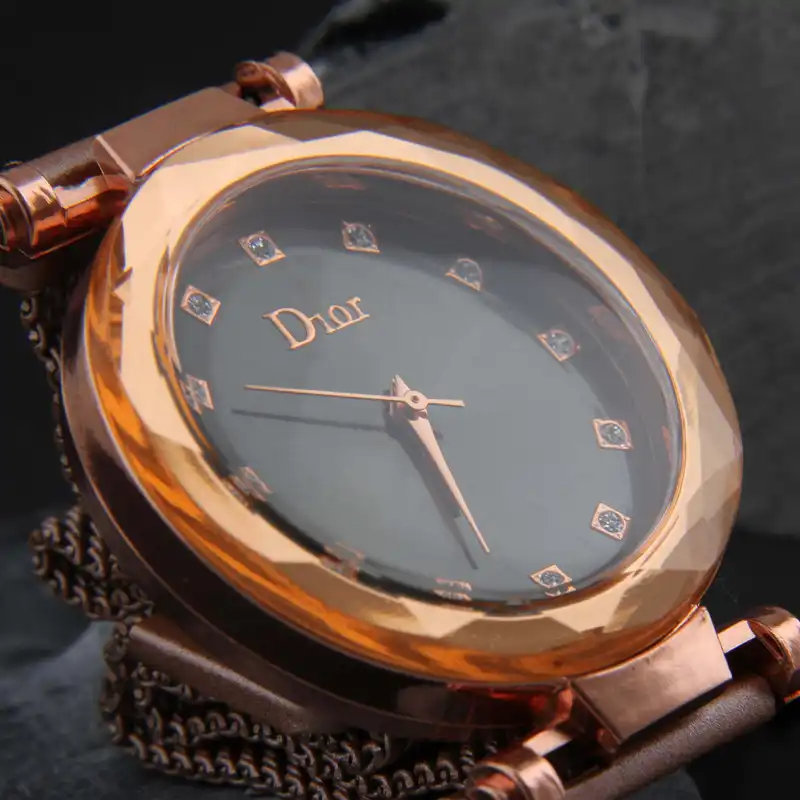 ساعت مچی عقربه ای زنانه مدل مدرن بند حصیری کد WHW_260