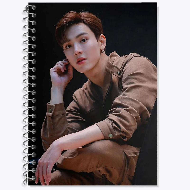 دفتر لغت 50 برگ خندالو مدل شونو گروه مانستا اکس MONSTA X کد 21146