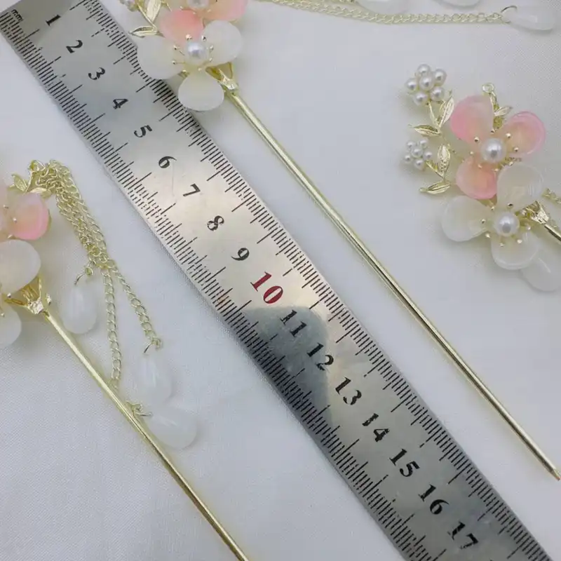 گیره مو زنانه مدل کانزاشی طرح گل شش پر