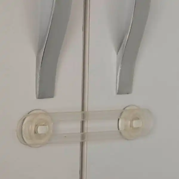 قفل درب کابینت مدل Home Safety Kit دو بسته 4 عددی