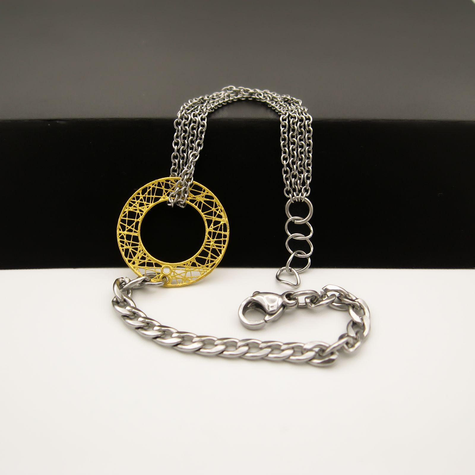 دستبند طلا 18 عیار زنانه مانچو مدل bfg231 -  - 5