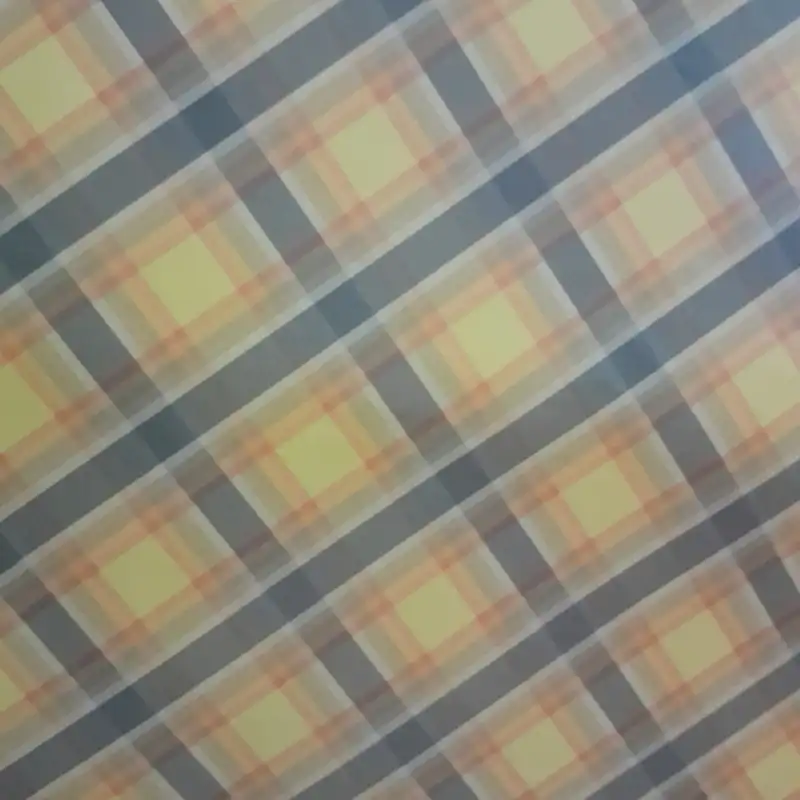 کاغذ کادو مدل چهارخونه ای کد 23 بسته 2 عددی