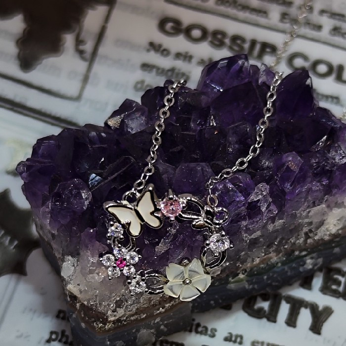 گردنبند نقره زنانه مدل فلاور سنگ برلیان کد 8855 گردنبند نقره زنانه مدل فلاور سنگ برلیان کد 8855