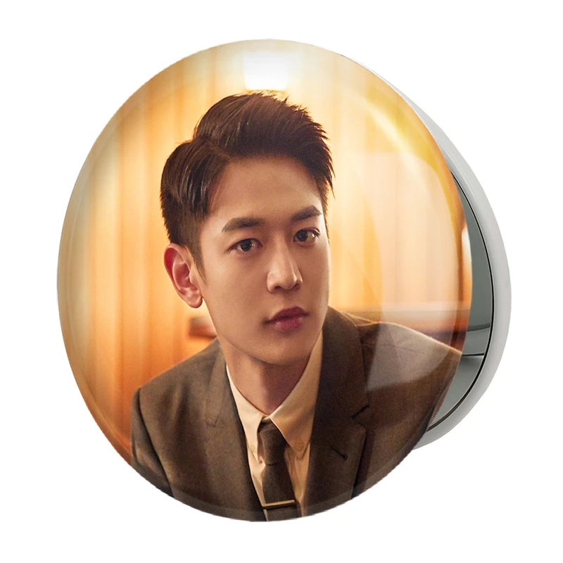 آینه جیبی خندالو طرح مینهو گروه شاینی Shinee مدل تاشو کد 21350 