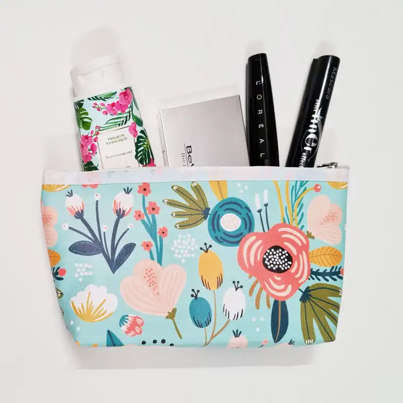 کیف لوازم آرایش زنانه طرح گل پیونی مدل MCA260522