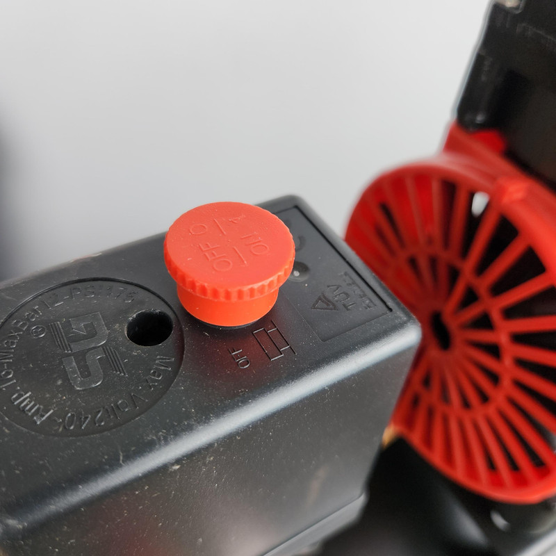 کمپرسور باد صنعتی اینتیمکث کد سایلنت-30L