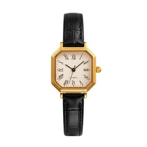 ساعت مچی عقربه‌ای کوارتز زنانه مدل هشت ضلعی کلاسیک چرم کد 155A