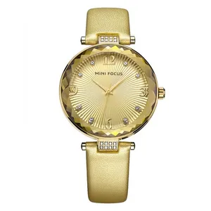 ساعت مچی عقربه ای زنانه مینی فوکوس مدل 0038GLD