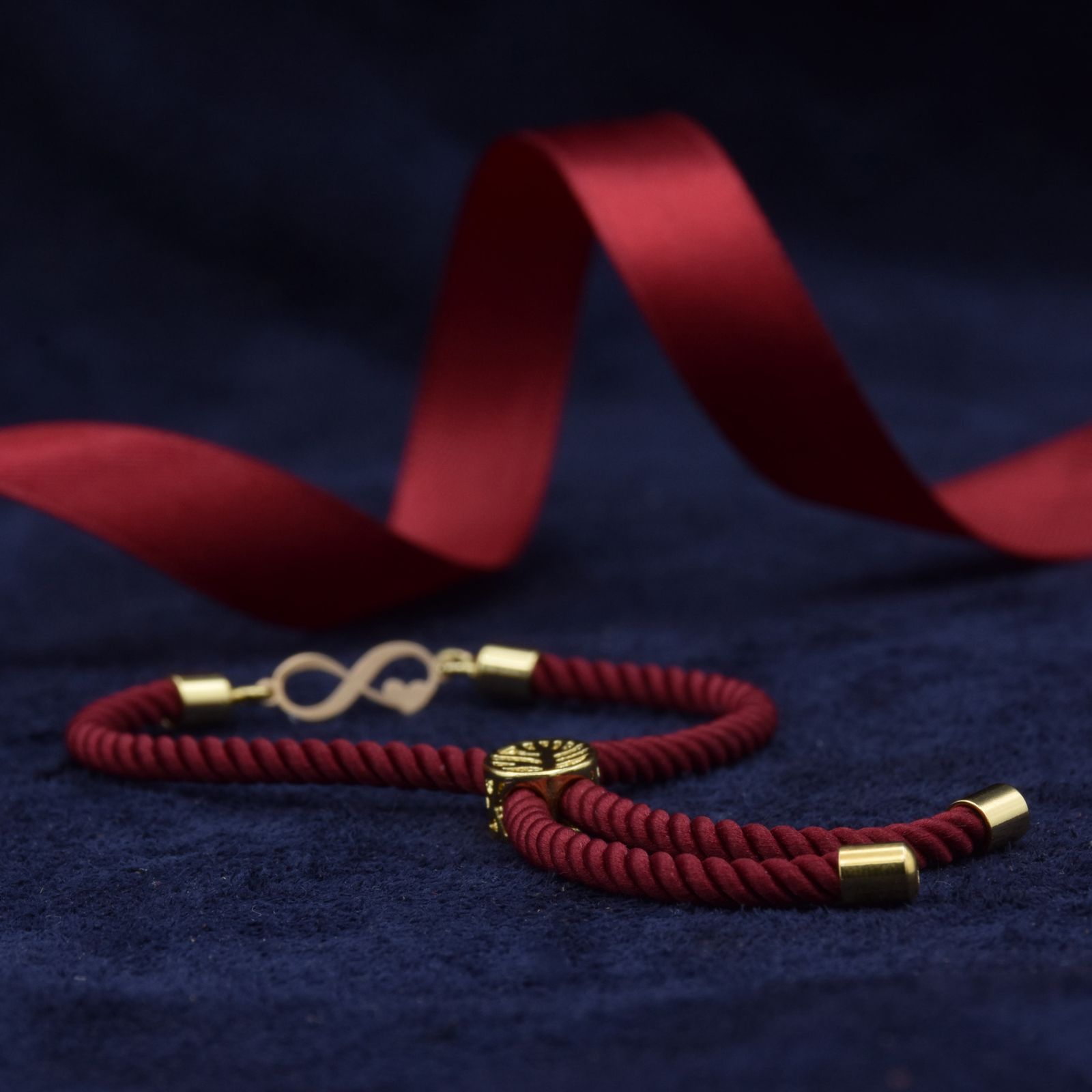 دستبند طلا 18 عیار زنانه مدل بینهایت قلب P900 -  - 3