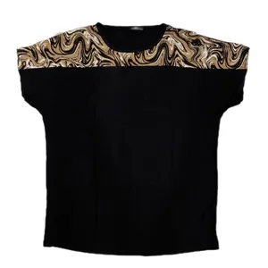 تی شرت آستین کوتاه زنانه مدل ابر و بادی