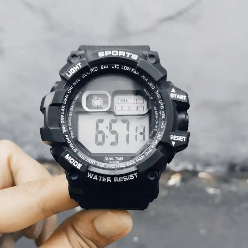 ساعت مچی دیجیتال مدل تک زمانه کرنومتر دار کد 4