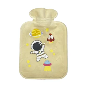 کیسه آب گرم مدل فضانورد کد KIS-086 با ظرفیت 300 میلی لیتر