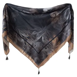 روسری زنانه دیور مدل برگدار هایلایتی منگوله دار