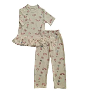 ست تی شرت آستین کوتاه و شلوار دخترانه مدل kd1001