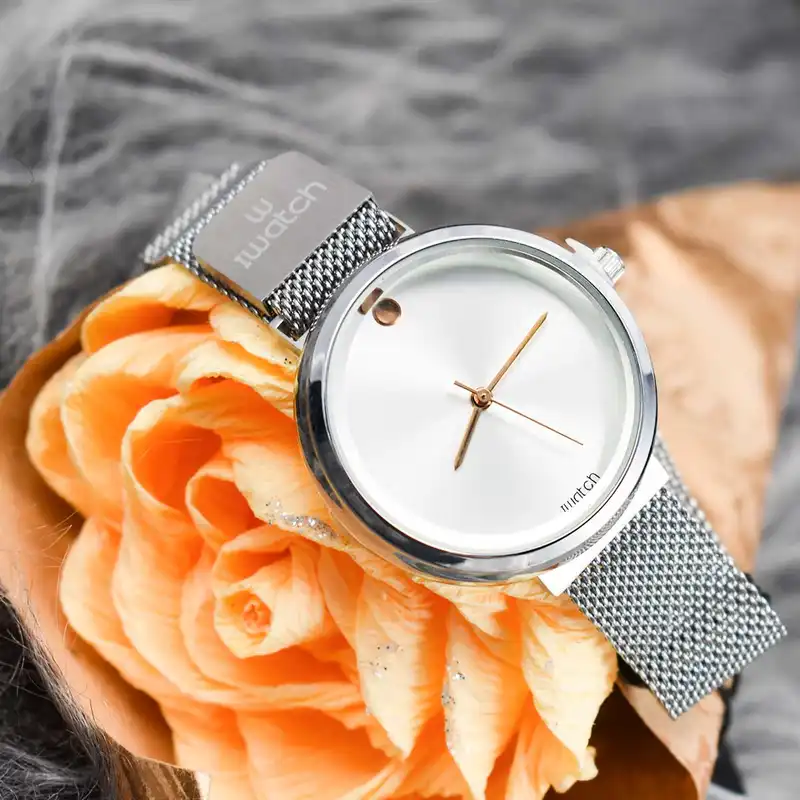 ساعت مچی عقربه ای زنانه آی واتچ مدل 0088L