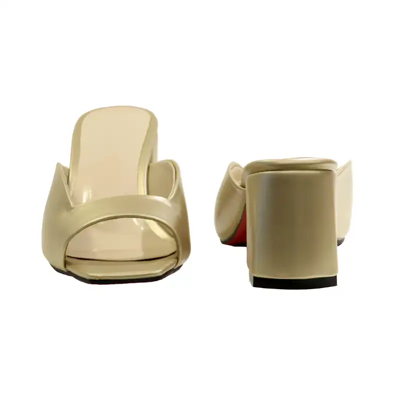 صندل زنانه مدل رویه باز