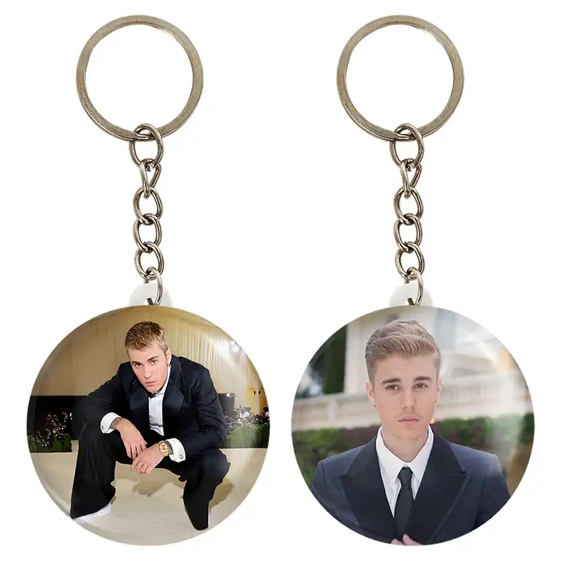 جاکلیدی خندالو مدل جاستین بیبر کد 1902819035 مجموعه 2 عددی