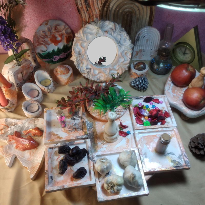 مجموعه ظروف هفت سین 8 پارچه مدل ماربل پتینه طرح مربع کد 2390 مجموعه ظروف هفت سین 8 پارچه مدل ماربل پتینه طرح مربع کد 2390