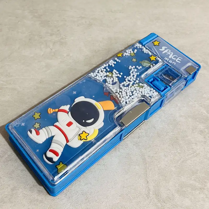 جامدادی مدل مگنتی فضانورد طرح آکواریومی توپی کد S 3