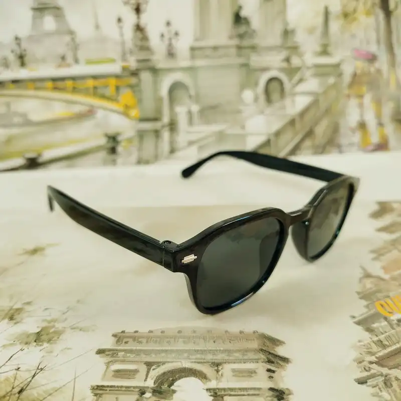 عینک آفتابی بچگانه مدل CH16 کد BL