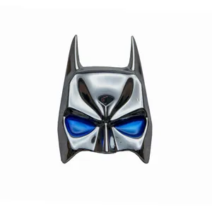 آرم خودرو مدل بتمن