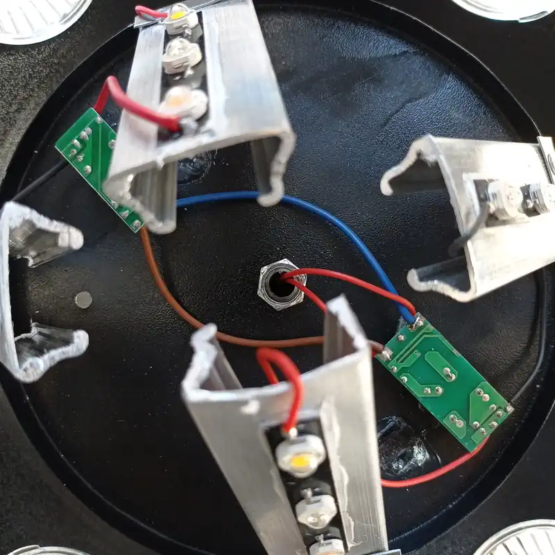 رقص نور مدل گردان 2012