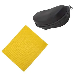 کیف عینک مدل سبک کد BLK به همراه دستمال