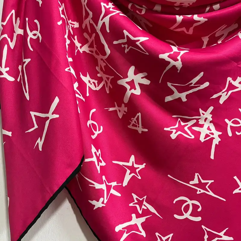 روسری زنانه مدل ستاره