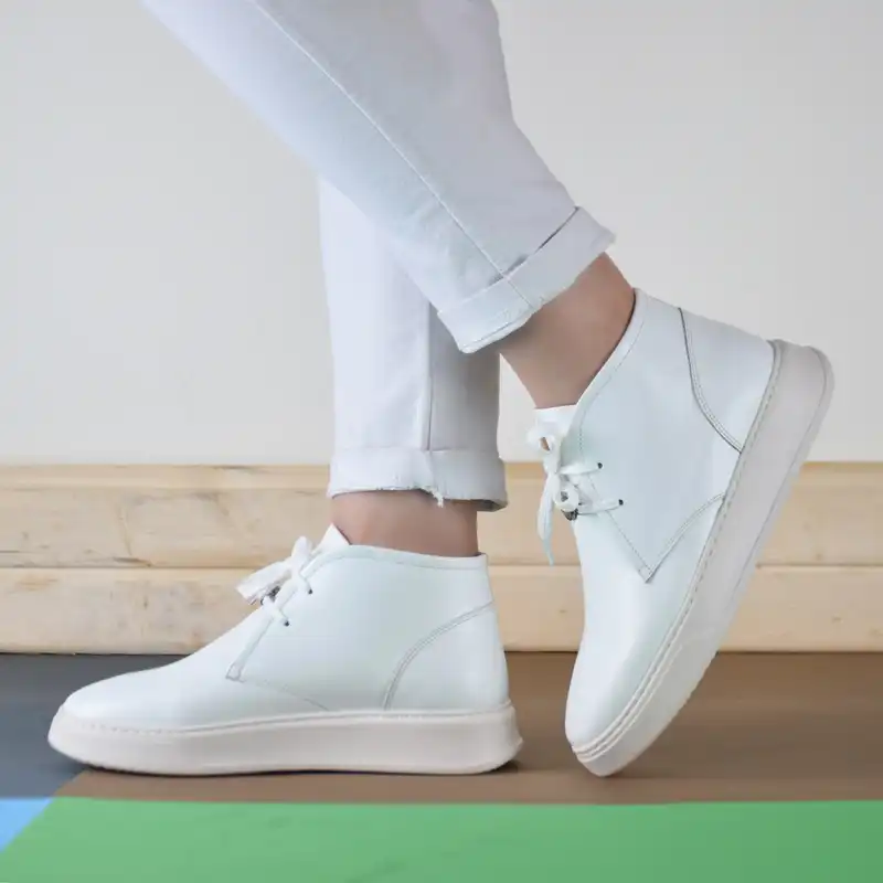 نیم بوت زنانه کرمانی مدل چرم دستدوز کد 652 رنگ سفید