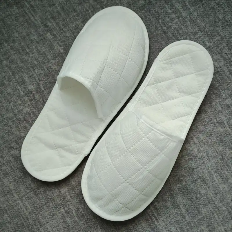 دمپایی یکبار مصرف مدل سه لایه بسته 150 عددی