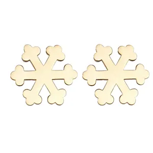 گوشواره طلا 18 عیار زنانه کرابو طرح دونه برف مدل Kr5037