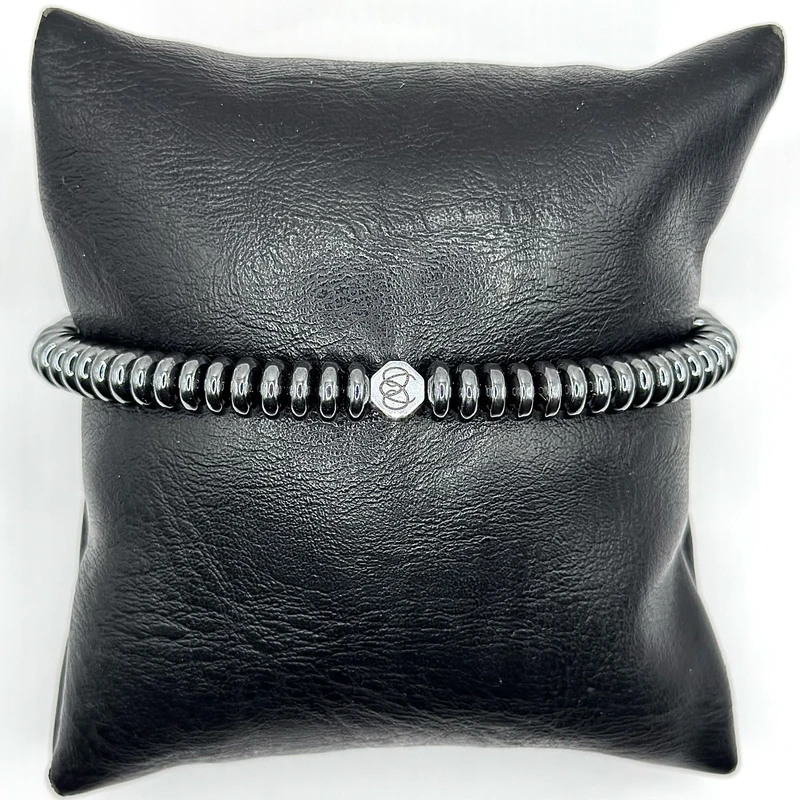 عکس شماره 4 : دستبند نقره مردانه مدل حدید 925